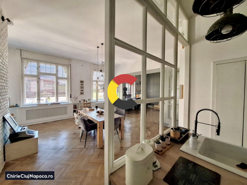 Apartament spatios cu 3 camere, Centru, zona Dorobantilor, Parcare