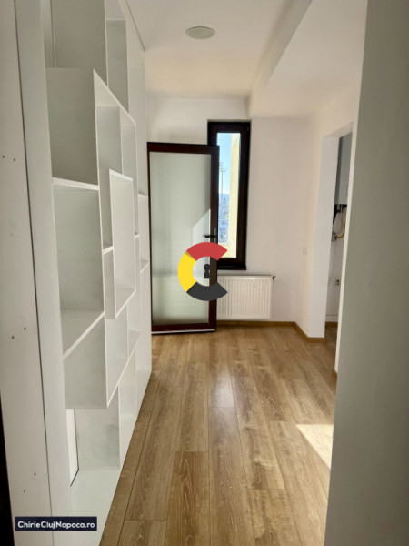 Apartament cu 2 camere, Gruia, zona 7 strazi, parcare subterana 