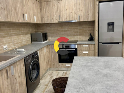 Apartament cu 2 camere, Gruia, zona 7 strazi, parcare subterana 