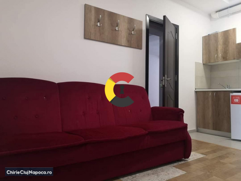 Apartament (living-bucatarie, dormitor) bloc nou, zona strazii Horea