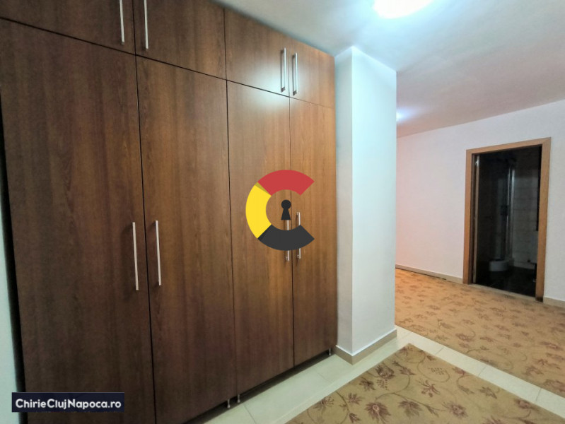Ap. spațios cu 3 camere+2 bai, garaj, zona strazii Brancusi/Gheorgheni