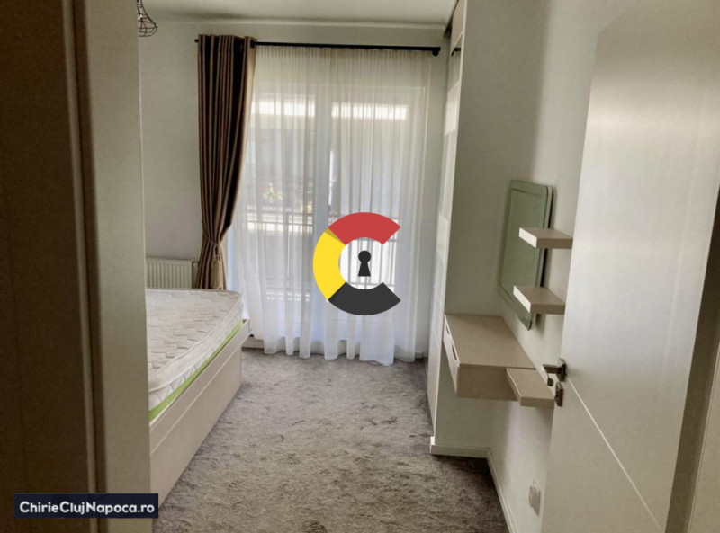 Apartament cu 2 camere si balcon, Europa, zona Leroy Merlin, parcare