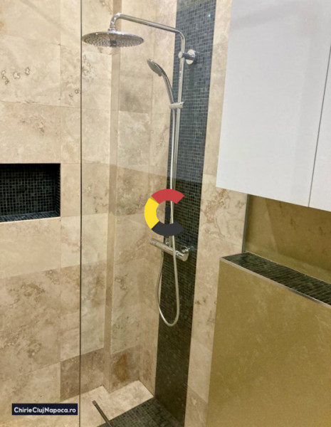 Apartament cu 2 camere si balcon, Europa, zona Leroy Merlin, parcare