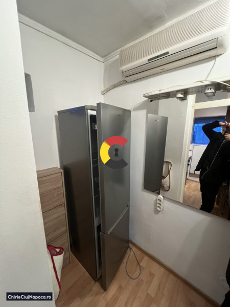 Apartament 1 cameră decomandată, în spate la Cinema Mărăști + parcare