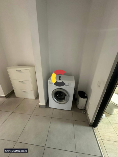 Apartament fain cu 2 camere deco + parcare, bloc nou, zona VIVO 