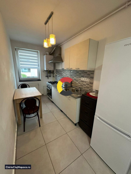 Apartament fain cu 2 camere deco + parcare, bloc nou, zona VIVO 