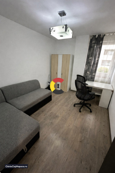 Apartament fain cu 2 camere deco + parcare, bloc nou, zona VIVO 