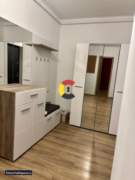 Apartament cu 2 camere si terasa, Andrei Muresanu, zona Observator, parcare