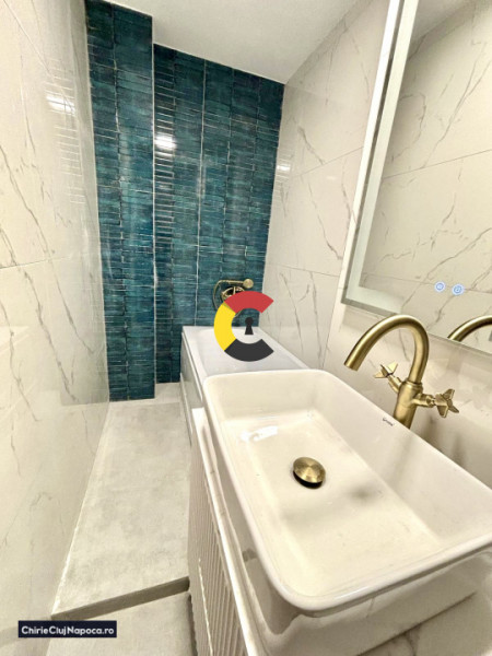 Apart. cu 4 camere la cheie• Complet renovat • zona izlazului Manastur