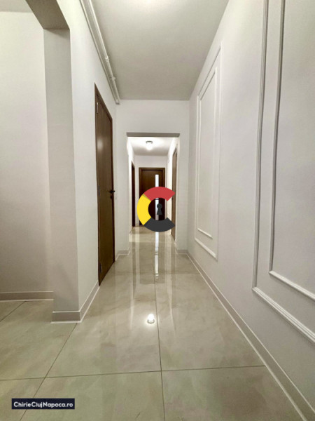 Apart. cu 4 camere la cheie• Complet renovat • zona izlazului Manastur