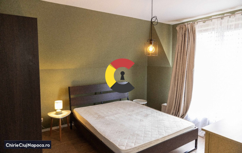 Apartament spatios cu 3 camere  • AC • Parcare • 