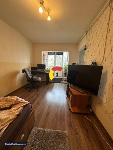 Garsonieră frumoasă cu centrala proprie, Cartier Marasti 