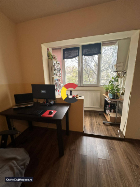 Garsonieră frumoasă cu centrala proprie, Cartier Marasti 