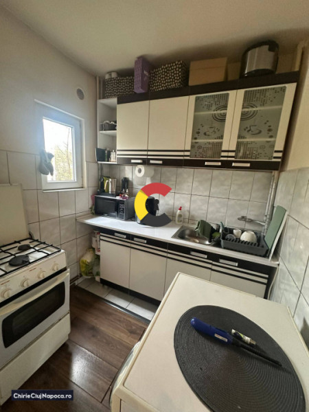 Garsonieră frumoasă cu centrala proprie, Cartier Marasti 