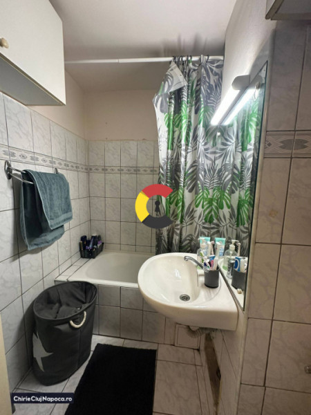 Garsonieră frumoasă cu centrala proprie, Cartier Marasti 
