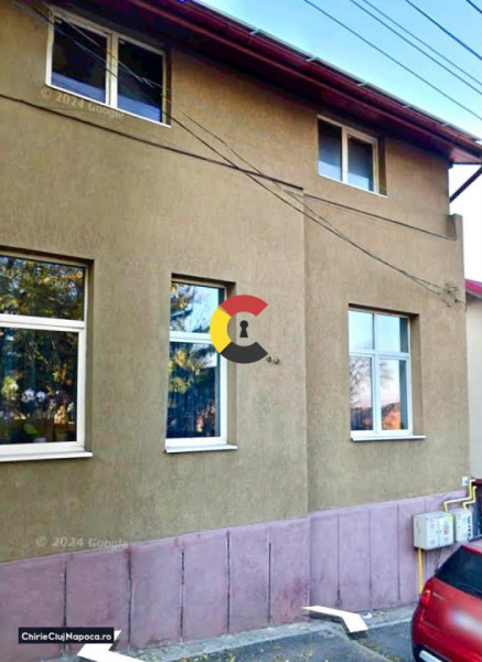 Casa cu 4 camere si curte, Gruia, zona 7 strazi, parcare