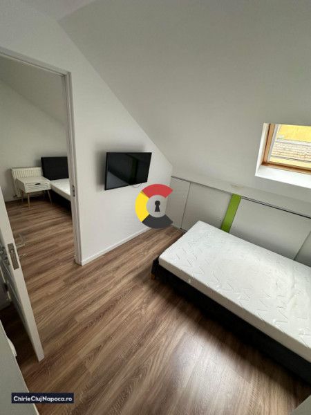 T. Mosoiu | Ap la casa zona Facultății de Drept | intrare separat, curte comuna