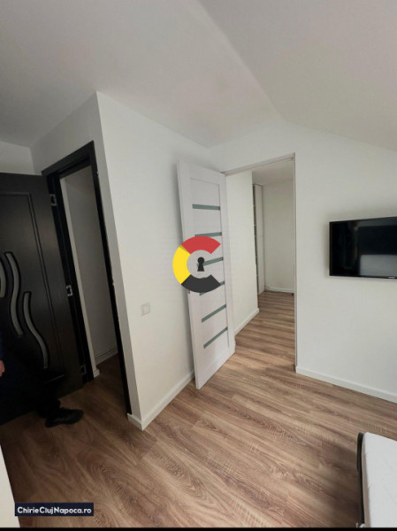 T. Mosoiu | Ap la casa zona Facultății de Drept | intrare separat, curte comuna