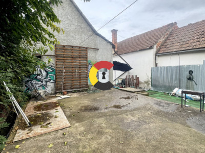Casa cu gradina proprie, Gruia, zona Stadion CFR, parcare