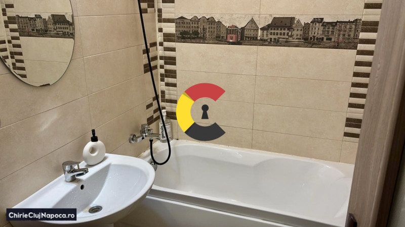 Apartament cu 2 camere si balcon, Semicentral, zona Horea