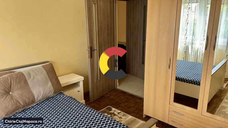 Apartament cu 2 camere si balcon, Semicentral, zona Horea