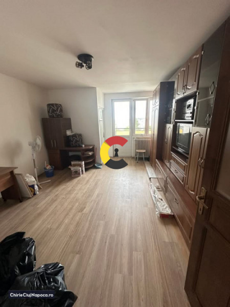 Vând garsonieră | MANASTUR | Parang | et intermediar 