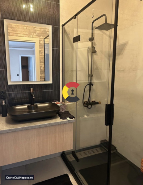 Ap modern cu 2 dormitoare+living+parcare | langa Vivo | bloc nou