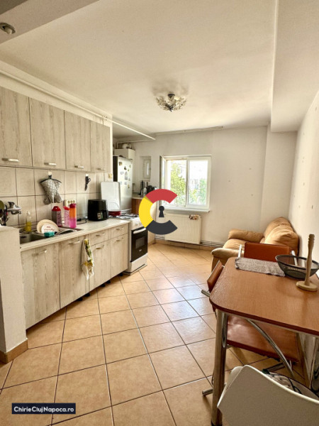 Apartament cu 3 dormitoare si living, Marasti, zona The Office, parcare