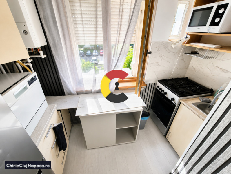 Apart. modern cu 3 camere deco. + parcare, Între lacuri, str Nirajului