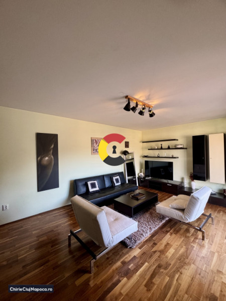 Apartament cu 2 camere si Terasa, Horea, zona Facultatii de Litere, parcare 