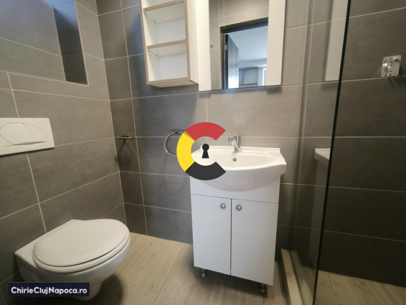 Garsoniera moderna, bloc nou, zona strazii Horea 