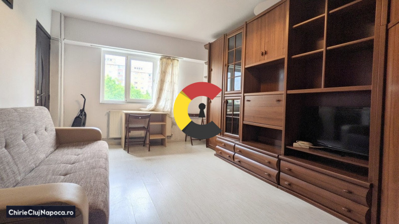 Apartament studentesc cu 2 camere decomandate in spate la Iulius Mall.