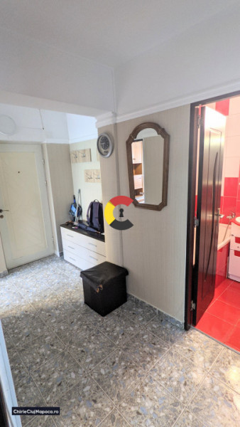 Apartament studentesc cu 2 camere decomandate in spate la Iulius Mall.