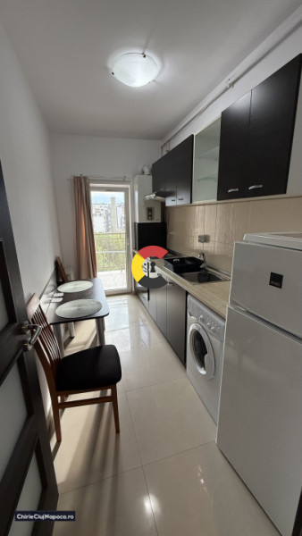 Ap spațios cu o cameră- balcon | Pța Mihai Viteazul-zona semicentrala 