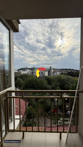 Ap spațios cu o cameră- balcon | Pța Mihai Viteazul-zona semicentrala 