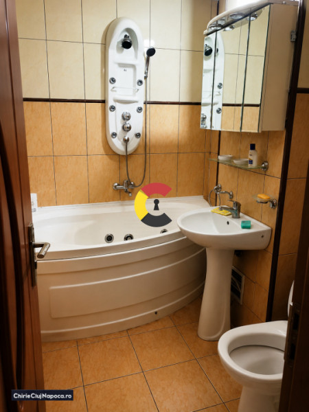 Apartament cu 3 dormitoare, Cart. Manastur, 4-5 statii de Centru 