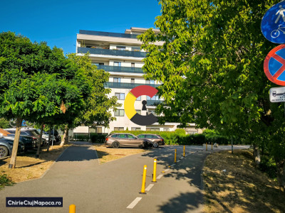 Ap. modern cu 2 camere + curte proprie, chiar lângă Lacuri/Iulius Mall