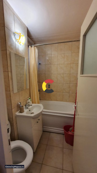 Apartament fain cu 2 camere + parcare , zona McDonald's Manastur 