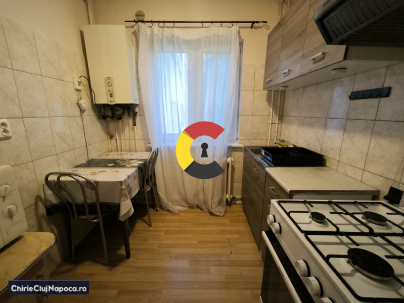 Apartament fain cu 2 camere + parcare , zona McDonald's Manastur 