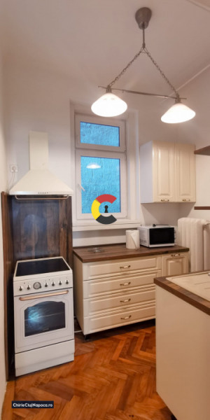 Apartment for rent – 2 rooms, historic Cluj centre, near to UMF