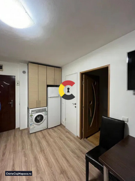 Apartament cu o camera marasti/ centrala proprie/ semidecomandat/ 400€