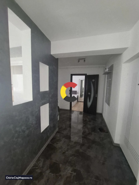 Apartament 2 camere / zona vivo/ loc de parcare/central proprie / 400 €