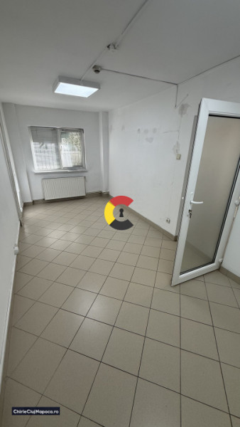 Spațiu cu 4 încăperi+2 băi | vad | intrare din strada - Calea Florești