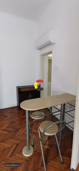 Apartament cu 3 camere, str Clinicilor, in apropiere de Centru