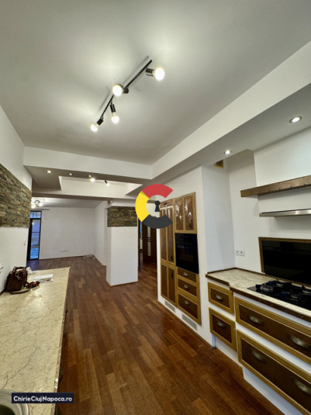 Apartament spatios cu 3 camere si gradina, Zorilor, zona Golden Tulip, parcari