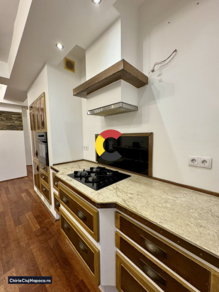Apartament spatios cu 3 camere si gradina, Zorilor, zona Golden Tulip, parcari
