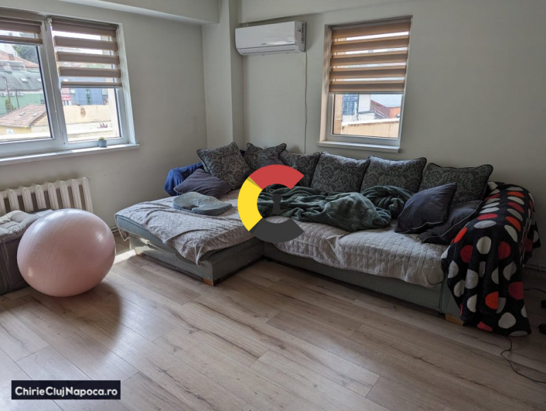Ap cu 2 camere + terasă, in P-ta Cipariu aproape de Iulius si Centru!