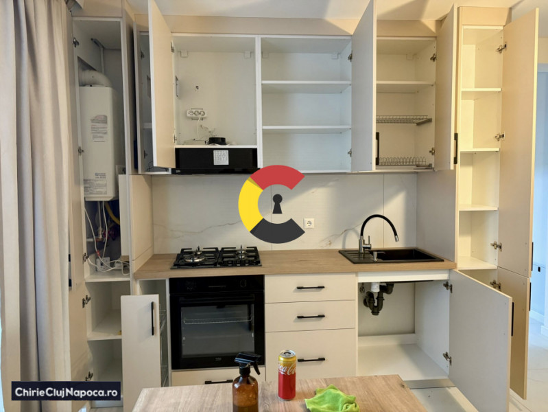Apartament cu 2 dormitoare si living, Floresti, zona Cetatii, parcare si balcon