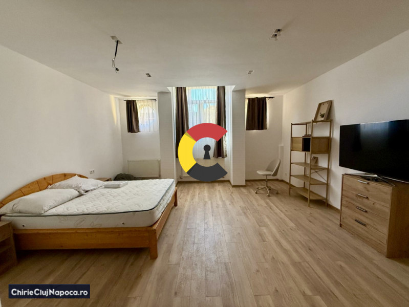 Apartament cu 2 camere, Europa, zona Golden Tulip, parcare si zona BBQ