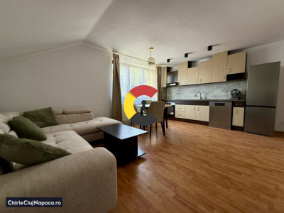 Apartament cu 2 camere, Europa, zona Golden Tulip, parcare si zona BBQ